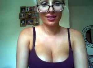 Huge-chested Mummy in homemade glamour